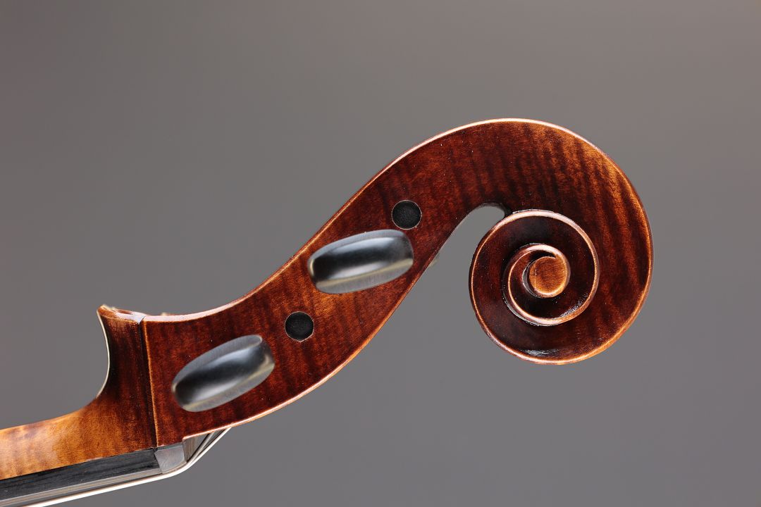 Leonhardt Rainer W. - Mittenwald Anno 2026 - brauner Zwerg - 1/2 Cello - C-034k